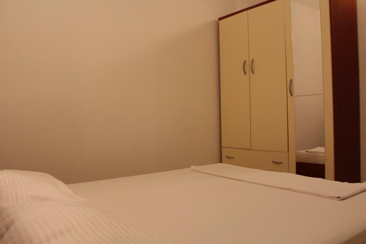 Sonja Apartment พิสัก ภายนอก รูปภาพ
