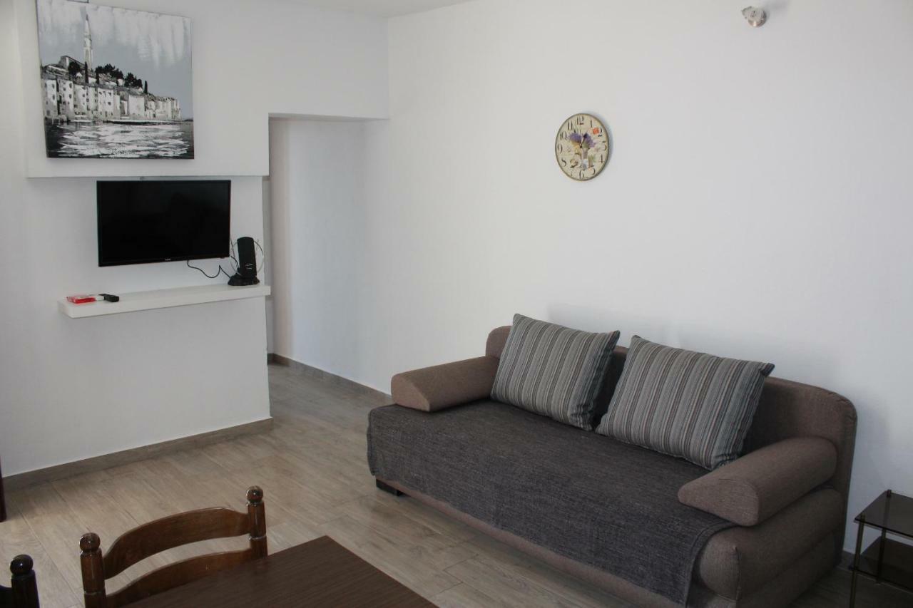 Sonja Apartment พิสัก ภายนอก รูปภาพ