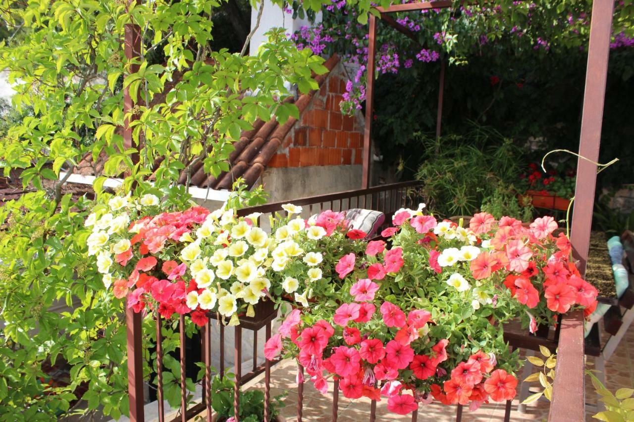 Sonja Apartment พิสัก ภายนอก รูปภาพ