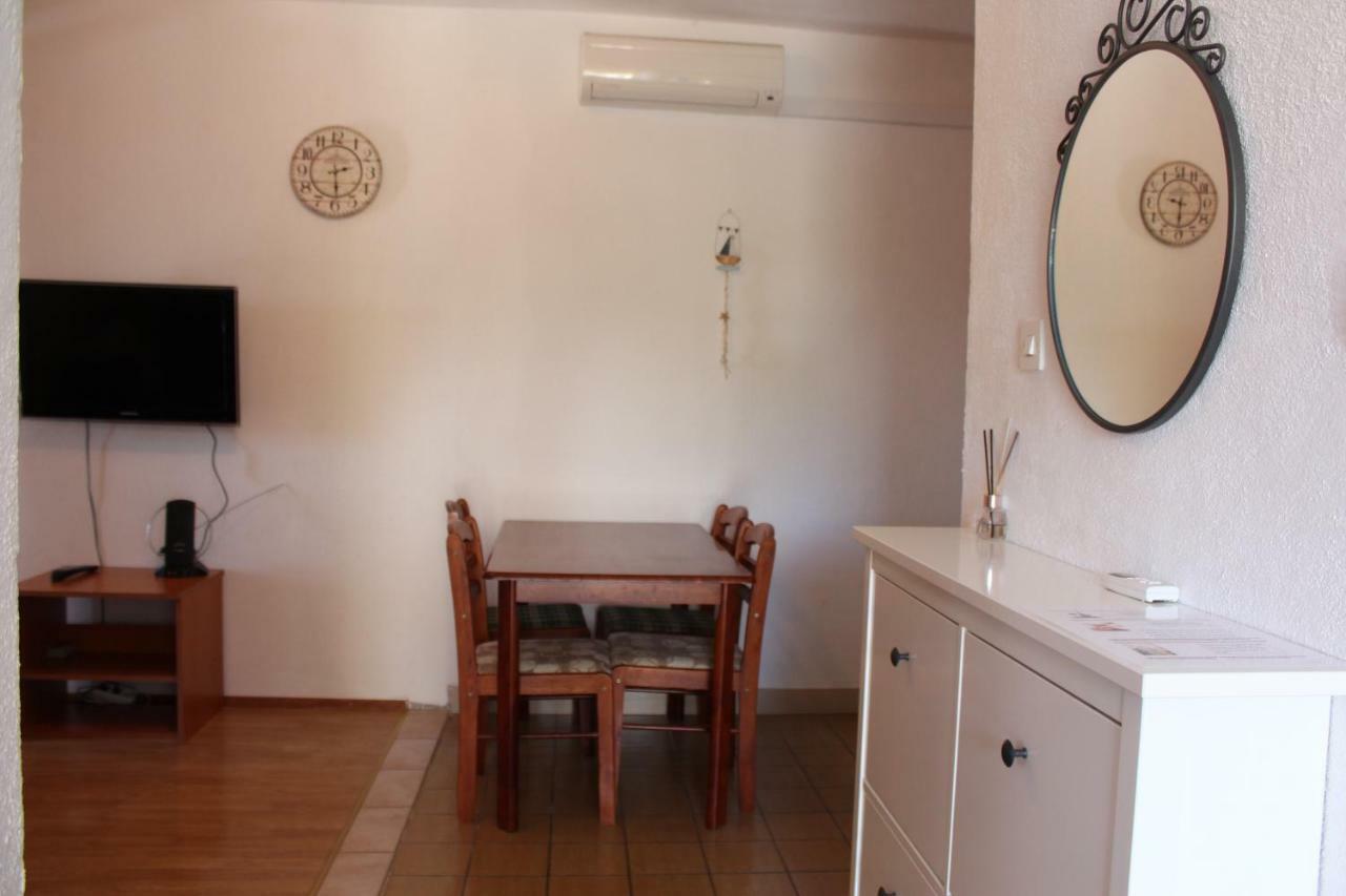 Sonja Apartment พิสัก ภายนอก รูปภาพ